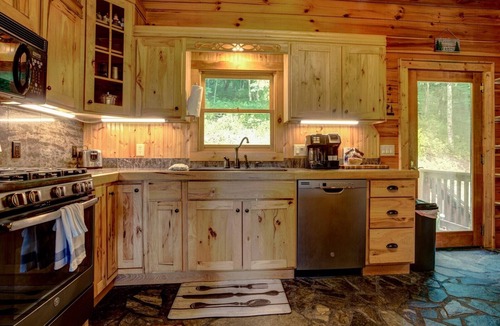 Maggie Valley House | Emerald Bear | Large, Private Home in Maggie Valley | Hot Tub