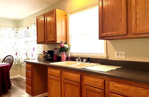 Paulding House | Emerald - GREAT PARK, 3br, Yard, Pet-Friendly