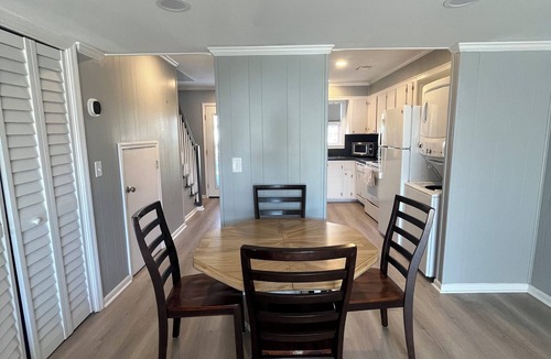 Laguna Beach Condo | Emerald Retreat 2 bedroom condo in PCB - unit 2