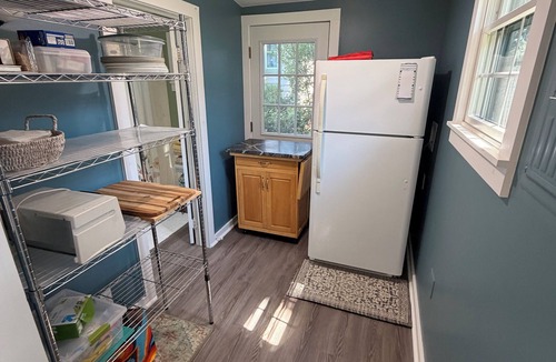 Livonia Cottage | Enjoy a relaxing getaway at Casa San Leone on beautiful Conesus Lake.