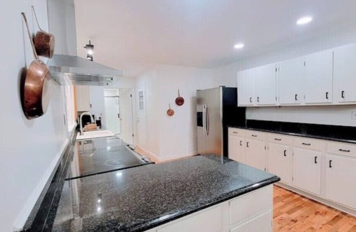 Belle Mina House | Enjoy farm and nature near South Huntsville, Redstone Arsenal, and the River!