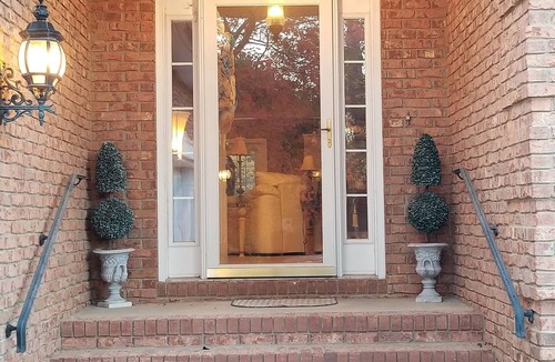 Macon House | Enjoy Lake Tobesofkee