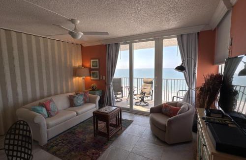 South Island Apartment | Estero Beach and Tennis PH5 Building C condo