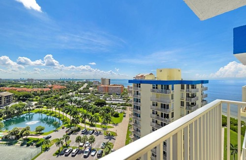 South Island Apartment | Estero Beach and Tennis PH2