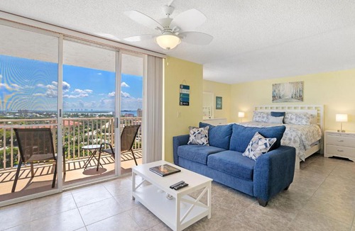 South Island Apartment | Estero Beach and Tennis PH2