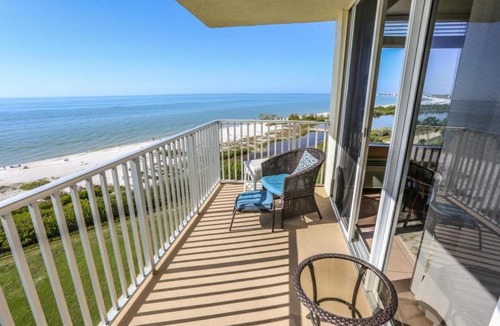 South Island Apartment | Estero Beach and Tennis 703B
