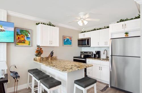 South Island Apartment | Estero Beach & Tennis 207-A by Sun Palace Vacations