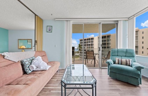 South Island Apartment | Estero Beach & Tennis 507A, 1 BR, Sleeps 4, Heated Pool, Elevator
