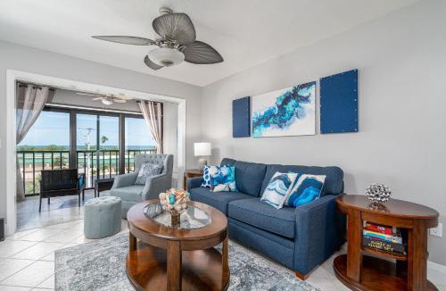 South Island Apartment | Estero Cove 132 - Beautifully Updated! condo