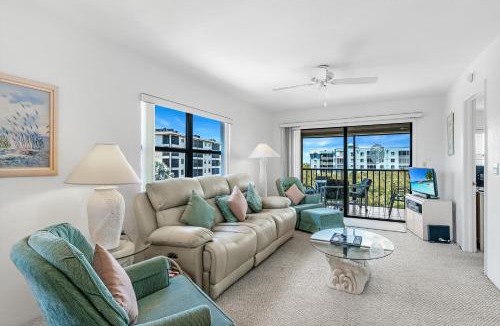 South Island Apartment | Estero Cove 341