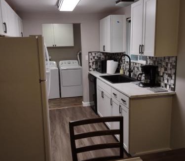 Silver Lake Apartment | Everett Silver Lake