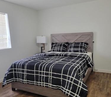 Brandon Apartment | Executive Cozy 2bedroom Basement Suite