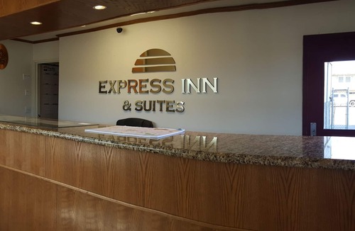 West Eugene Hotel | Express Inn & Suites
