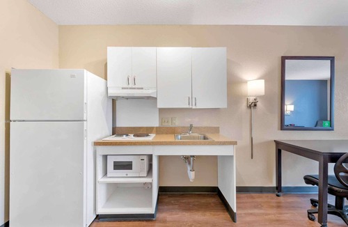 University Place Hotel | Extended Stay America Select Suites - Charlotte - University Place