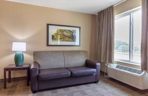 Big Shanty Hotel | Extended Stay America Suites Atlanta Kennesaw Town Center