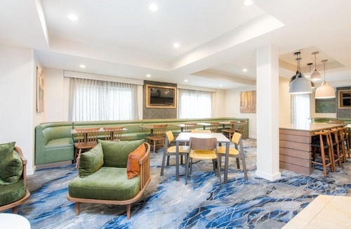 Brunswick Hotel | Fairfield Inn Suites Brunswick