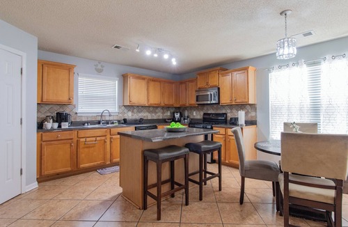 Douglasville House | Family & Corporate Friendly Home in Metro Atlanta