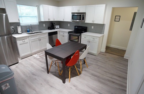Atlanta House | Family-Friendly 2BR Bungalow | Grill Games Pool Nearby