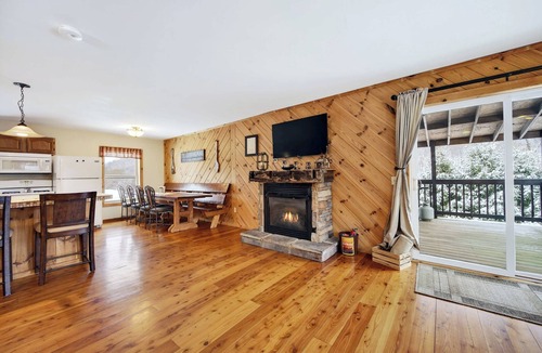 Great Valley Apartment | Family-Friendly 3BR, 3 Min to Holiday Valley