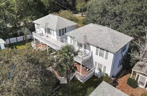 Aiken House | Family-Friendly 6BR/6BA Main House at Annie’s Inn