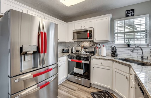 Locust Grove House | Family-Friendly Home w/Yard in Locust Grove!