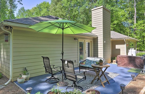 Eatonton House | Family-Friendly Home w/Lake Oconee Access + Patio