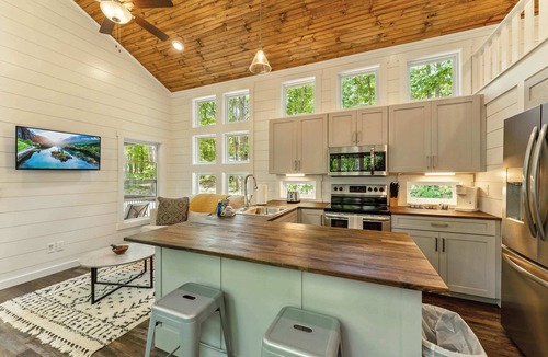 Menlo House | Family getaway in Menlo, GA