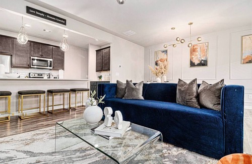 Church Street House | FamilyVacationDestination-2 Car Garage-Sleeps 7 !