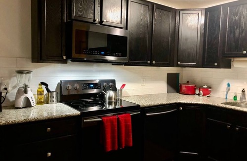 Erdenheim Apartment | Fantastic updated apartment with parking