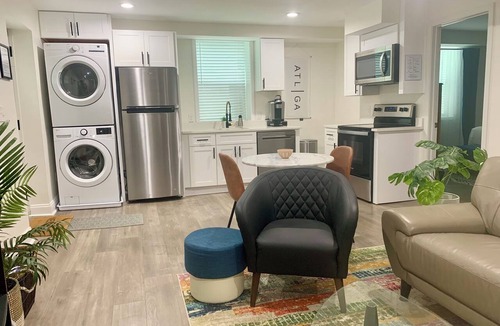Atlanta Apartment | FIFA World Cup - 4Mi to Stadium - Private Basement Apt - Free Parking - Kitchen