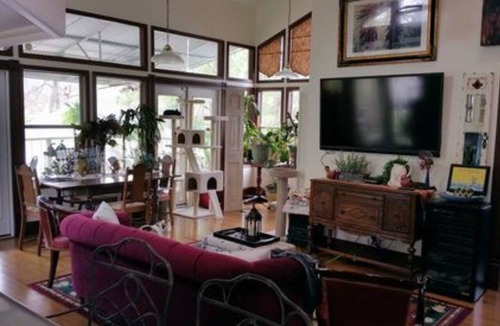 Palestine Bed & Breakfast | Fig Tree Manor