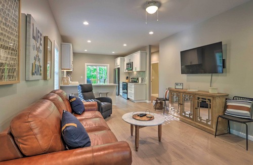 Milledgeville House | Fire Pit & Dock: Waterfront Lake Sinclair Getaway!