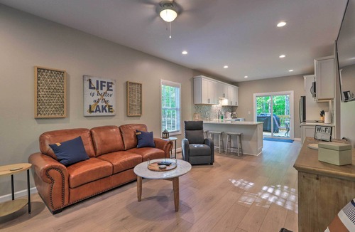 Milledgeville House | Fire Pit & Dock: Waterfront Lake Sinclair Getaway!