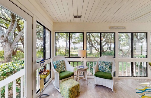Seabrook Island House | First-floor villa overlooking the Ocean Winds golf course 18th fairway