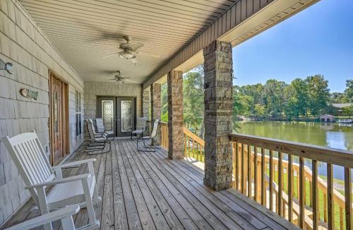 Trenton House | Fish, Kayak & More: Lakefront Georgia Home