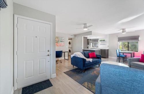 Pelican Apartment | Flamingo Fun Condo