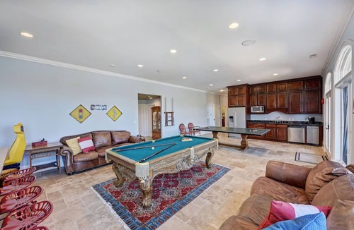 Mooresville House | Flip Flop Therapy by AvantStay | Lakefront Home w/Game Room & Dock Access