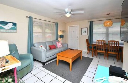 Independence Square House | Four Winds South West - PET FRIENDLY Villa!!