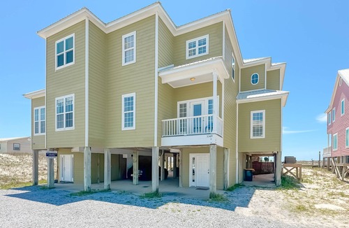 Fort Morgan House | Ft. Morgan Beachfront home - Gulf views, Pools