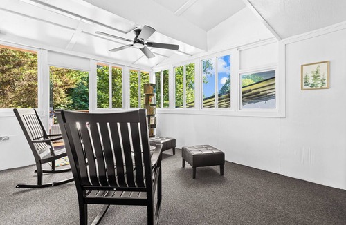 Church Street House | Full house in charming Atlanta. Quiet sanctuary from the city's frantic core.