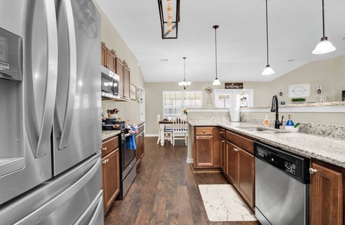 Wetumpka House | Game Room - Wind Creek Casino- RTJ Golf - 3 Beds - 2 Bath