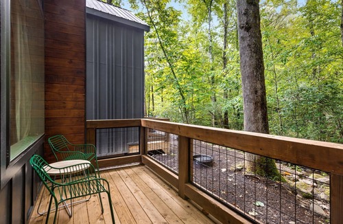 Rocky Grove Cabin | Get Back to Nature in this Modern, Pet-Friendly Cabin Rental near Gatlinburg, TN