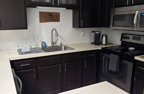 Plymouth House | Getaway on Tenney Mountain! Beautiful 2-bedroom+ Condo for the entire family!