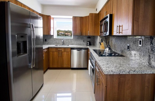 Mid Beach Hotel | Getaway Suite w/Spectacular Bay Views & Pool Access!