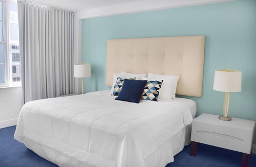 Mid Beach Hotel | Getaway Suite w/Spectacular Bay Views & Pool Access!