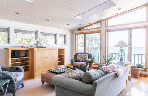 Shorewood-Tower Hills-Harbert House | Gigantic lakefront home with private hot tub, washer/dryer, AC, deck, & firepit