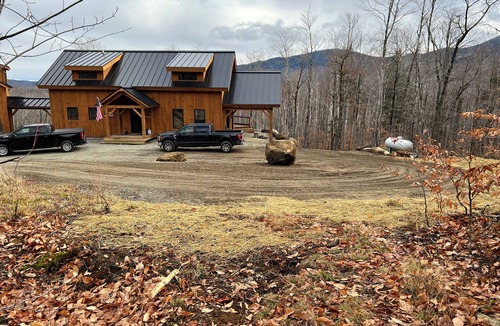 Carrabassett Valley House | Golf/Bike Groups, Wedding Parties, Ski/Snowmobile Families!