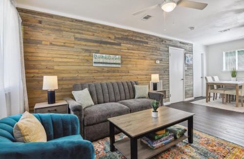 Ocean Springs House | Golf Cart District Near Downtown