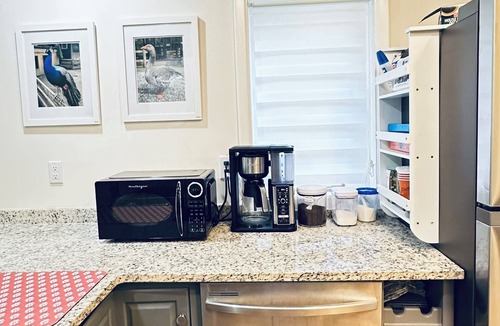 Seabrook Island House | Golf course view villa one mile from the beach