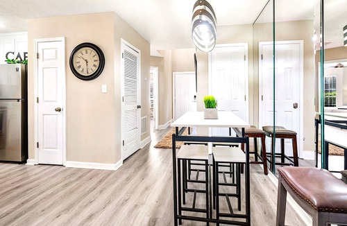 Town Center House | GoodKarma Rentals - Fully Renovated! Kennesaw 2BDR, Peaceful,near to KSU,I-75